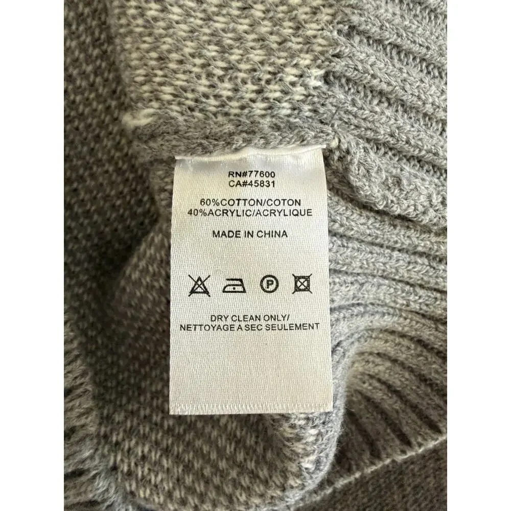 Chaser NWT Women’s Gray & White Heart Knit Pullover Sweater Cozy Crewneck Medium
